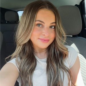 Meet your Posher, Skylar